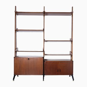 Librería vintage de madera
