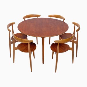 Model FH4103 Heart Table and Chairs by Hans J. Wegner for Fritz Hansen, 1950s, Set of 7