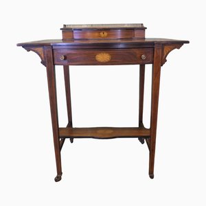 Edwardianischer Damenschreibtisch aus Nussholz, 1900er