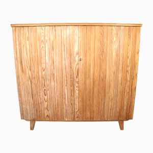 Swedish Pine Cabinet attributed to Göran Malmvall for Karl Andersson & Söner Möbelfabrik AB, 1940s