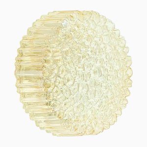 Lampada da parete Mid-Century in vetro ambrato di Helena Tynell per Limburg, Germania, anni '70