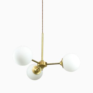 Lustre Mid-Century Moderne en Laiton et Verre Opalin, Italie, 1960s