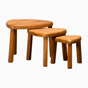 French Sculptural Nesting Side Tables in Oak, 1970s, Set of 3