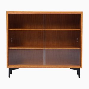 Mobiletto vintage in teak con ante in vetro, anni '60