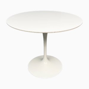 Mesa Tulip redonda de Eero Saarinen para Knoll International, Alemania, años 70