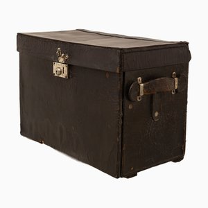 Caja de refrigerios para automóvil de la primera mitad del siglo XX de la firma Gath Y Chaves, Buenos Aires, París, década de 1890