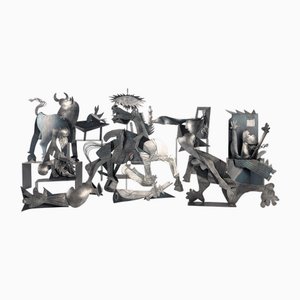 Groupe de Sculptures d'Après Picasso, Guernica, Fin du 20ème Siècle, Métal, Set de 10