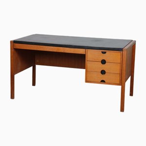 Skandinavischer Vintage Schreibtisch, 1960er