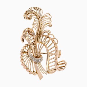 Diamonds 18 Karat Yellow Gold Knotted Ribbon Brooch, 1950s
