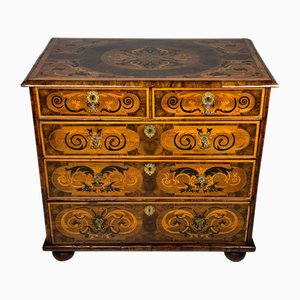 William & Mary Oyster Marquetry Chest, 1680s