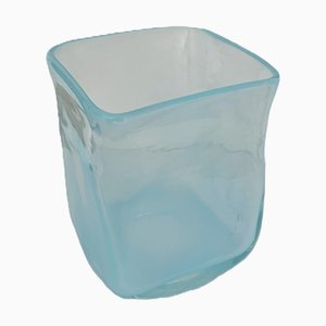 Opalblaue Glasvase