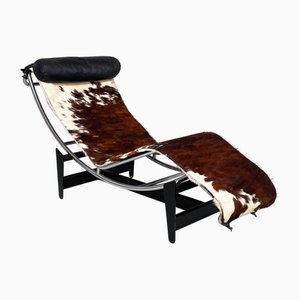 Italian Modern LC4 Chaise Lounge by Le Corbusier, Pierre Jeanneret and Charlotte Perriand for Cassina, 1970s