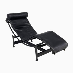 Italian Modern LC4 Chaise Lounge by Le Corbusier, Pierre Jeanneret and Charlotte Perriand for Cassina, 1980s