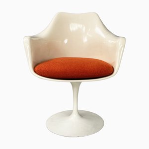 American Space Age White Tulip Chair in Plastic and Metal by Eerio Saarinen for Knoll, 1970s