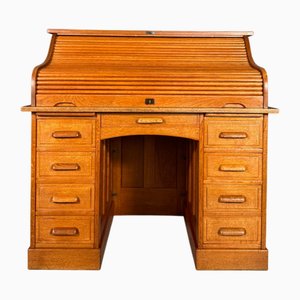 Desk with Roller Shutter