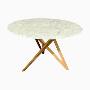 Mesa de comedor Ennea de mármol de Vincent Tordjman para Ligne Roset