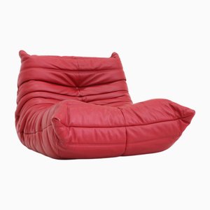Poltrona Togo in pelle rossa di Michel Ducaroy per Ligne Roset, anni 2010