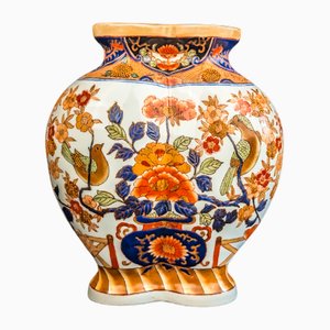 Polychrome Chinesische Porzellanvase im Imari-Stil in Polybioser Form, 1920