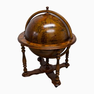 Bar Globe Maps Rolling World, 1960s