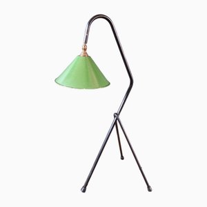 Industrielle Dreibeinlampe aus Schwarz Lackiertem Metall & Grünem Emailliertem Blech, 1950er