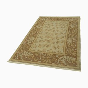 Alfombra Oushak pequeña, década de 2000