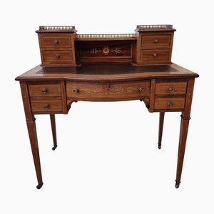 Scrivania piccola con intarsi