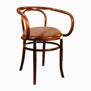 Chair from Thonet / Mundus