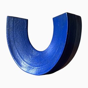 Jarrón de cerámica extruida con sección triangular de Alessio Tasca, años 70