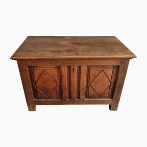 Cajonera francesa Luis XIII de roble y cerezo con bisagras de hierro, siglo XVII