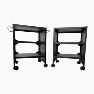 Postmoderne Industrielle Servierwagen aus schwarzem perforiertem Stahl, 1980er, 2er Set