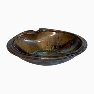 Ciotola scultorea in ceramica, Italia, anni '60
