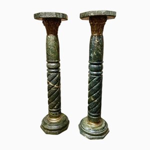 Columnas de mármol grandes con decoración de bronce. Juego de 2