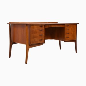 Organischer Teak Schreibtisch von Svend Åge Madsen für hp Hansen, 1960er