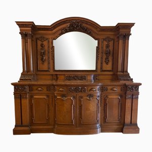 Enfilade d'Exposition Victorienne Antique en Chêne Sculpté de Maple and Co., 1880s