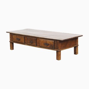 Table Basse Antique en Châtaigner, 18ème Siècle