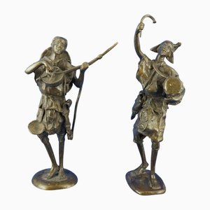 Afrikanische Bronzeskulptur von Musikern, 19. Jh., Benin, 2er Set