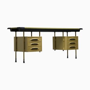 Spazio Schreibtisch mit olivgrüner Filzplatte von Studio BBPR für Olivetti, Italien, 1960er