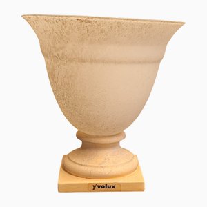 Lámpara de mesa vintage en forma de jarrón de cerámica con pantalla de vidrio patinado de Y Volux, años 80