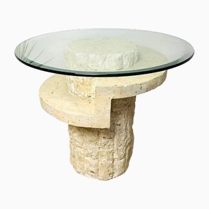 Skulpturaler Couchtisch aus Mactan Stein mit abgeschrägter Glasplatte von Magnussen Ponte, 1980er