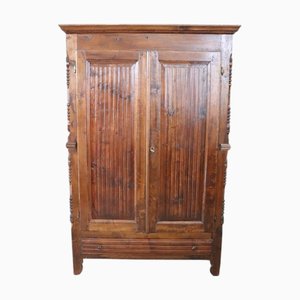 Antiker Kleiderschrank aus Pappelholz, 1800er