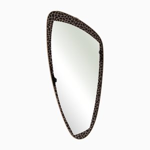 Espejo de pared Mid-Century grande con marco de mosaico ornamental negro, años 50