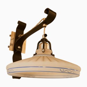 Lámpara de pared de hierro forjado con vidrio