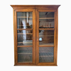 Bücherregal aus Nussholz & Glas, 1890er