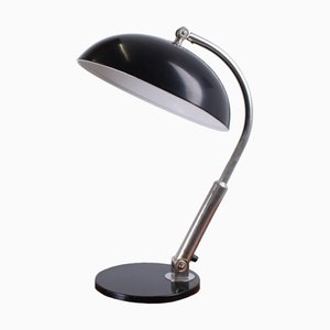 Bauhaus Schwarze 144 Tischlampe von H. Th. JA Busquet für Hala, 1950er