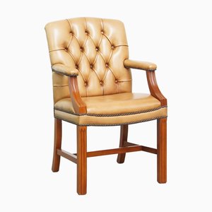 Englischer Chesterfield Esszimmerstuhl aus Rindsleder in Heller Cognac-Farbe
