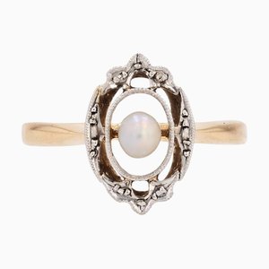 French Fine Pearl 18 Karat Yellow Gold Oval Ring, 1920s