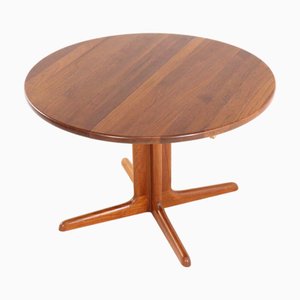 Round Extendable Krageris Dining Table