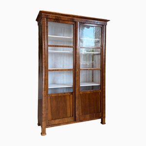 Biedermeier Vitrine aus Glas und Nussholz