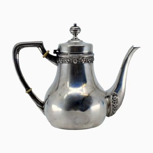 Plain Silver Teapot with Grooves on the Rim and Spout