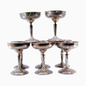 Silberne Champagnergläser mit gravierten Pflanzenmotiven, 6 . Set